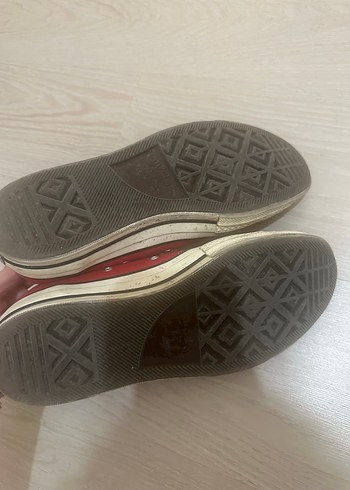 40 Beden Converse Chuck Taylor Kırmızı