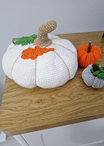 Beyaz, Gri ve Turuncu Örgü Kabak Dekorları - Görsel 6