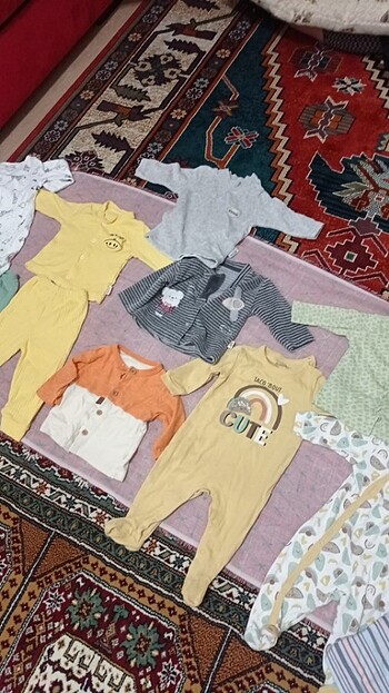 6 Ay Beden çeşitli Renk 3-6 aylık Bebek kıyafet ler