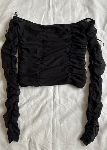 Uzun Kollu Siyah Pilili Gotik Bluz