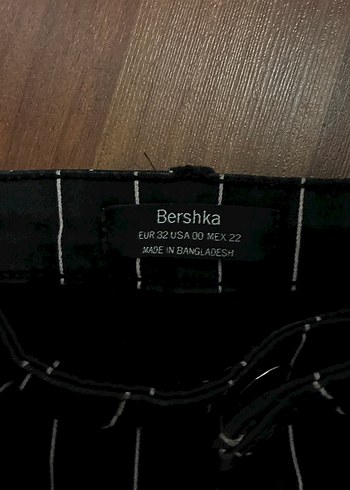32 Beden Kadın Siyah Çizgili Pantolon
