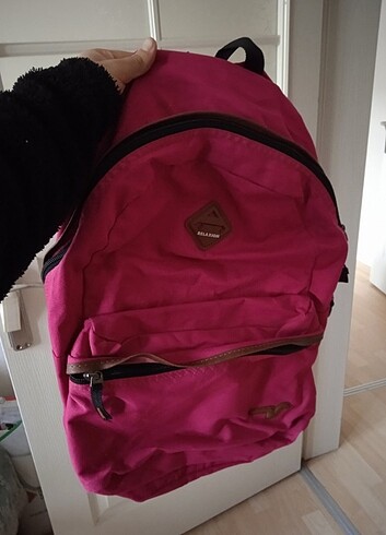 Pembe okul sırt çantası 