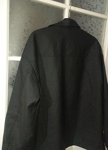 LC Waikiki Siyah deri gömlek ceket olarak kullanıyorum ben kumaşı uygun 
