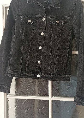 Zara Siyah Düğmeli Kadın Kot Ceket