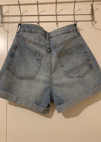 36 Beden mavi Renk Bol Kesim Kemerli Mini Kot Şort