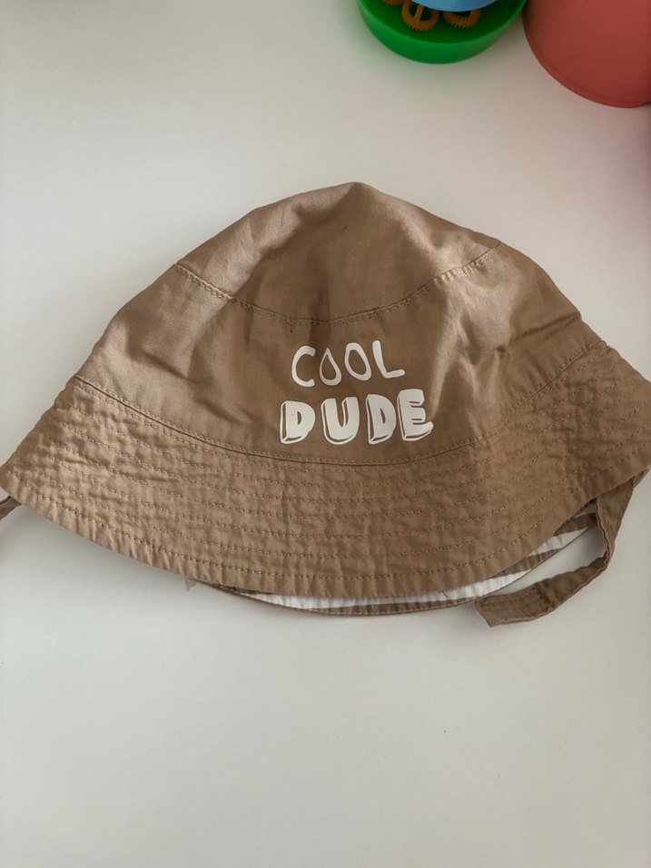 Çocuklar için Renkli Şapkalar - Görsel 2