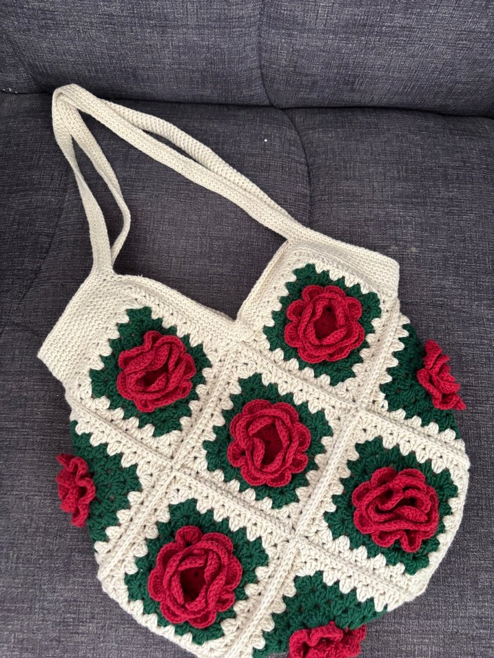 Çiçek Desenli Örgü Bohem Kadın Çantası - Görsel 2