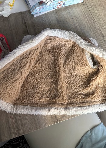 Kız Çocuk Kahverengi Kürklü Yelek - Görsel 4