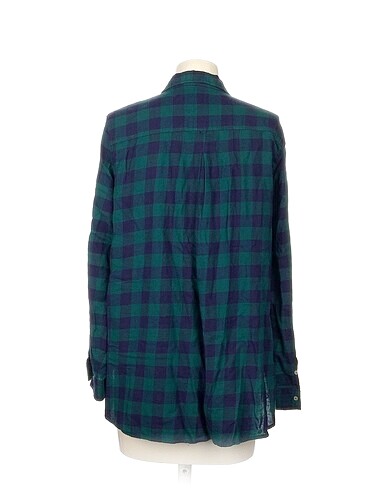 42 Beden H&M Gömlek %70 İndirimli.