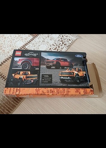  Beden Lego Technic Ford Raptor