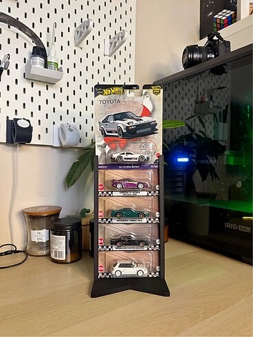 Hot Wheels Premium Stand