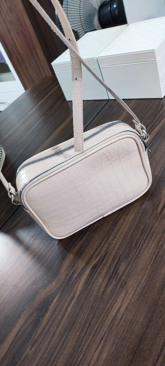 Bej Zincir Detaylı Deri Kadın Çanta - Görsel 2