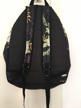 H&M Desenli sırt çantası