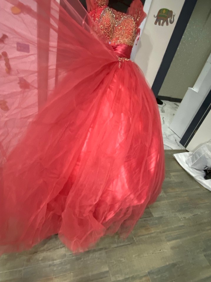 yeni  abiye nişan elbisesi 36 ve 40 a kadar olur - Görsel 4