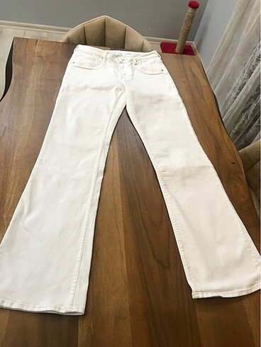 H&M beyaz esnek 40 beden bot ispanyol kesim kot