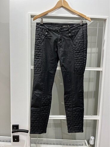 Zara binici metal fermuar detaylı skinny pantolon
