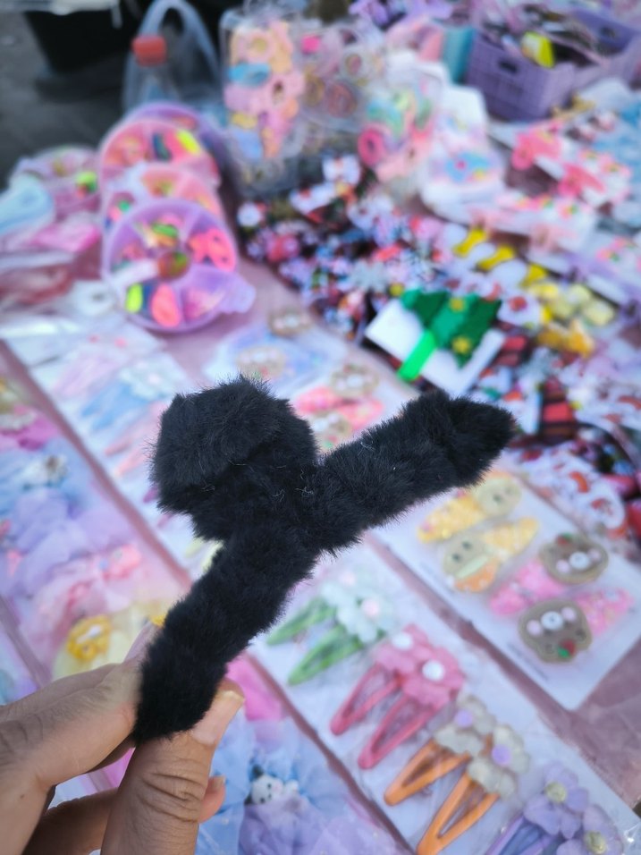 Kürk Detaylı Yün Saç Tokası - Pastel Renkler - Görsel 3