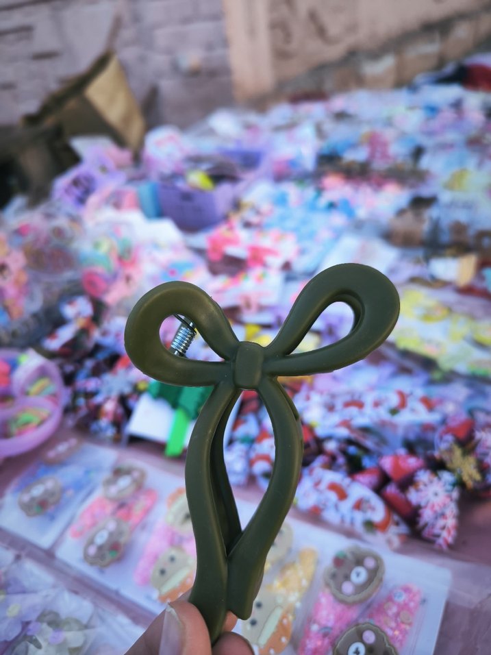 Fiyonk Detaylı Minimalist Toka - Görsel 4