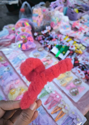 Siyah Yumuşak Peluş Mandal toka - Görsel 4