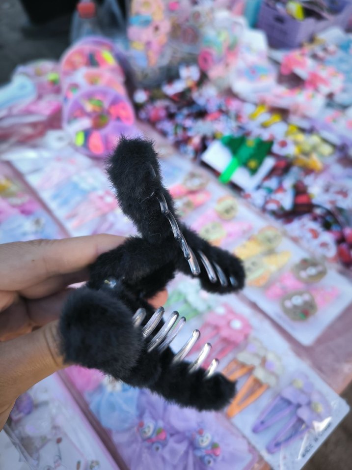 Siyah Yumuşak Peluş Mandal toka - Görsel 3