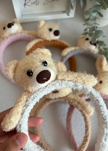 Peluş Detaylı Bej Çocuk Taç - Görsel 3