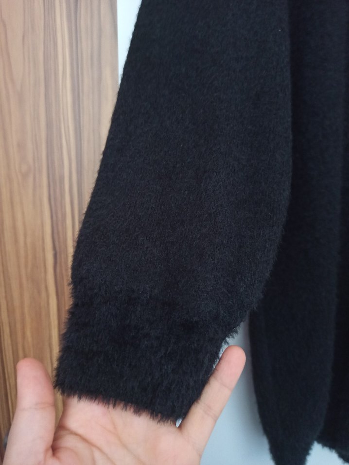 Siyah Uzun Kollu Örgü Kadın Kazak - Görsel 3