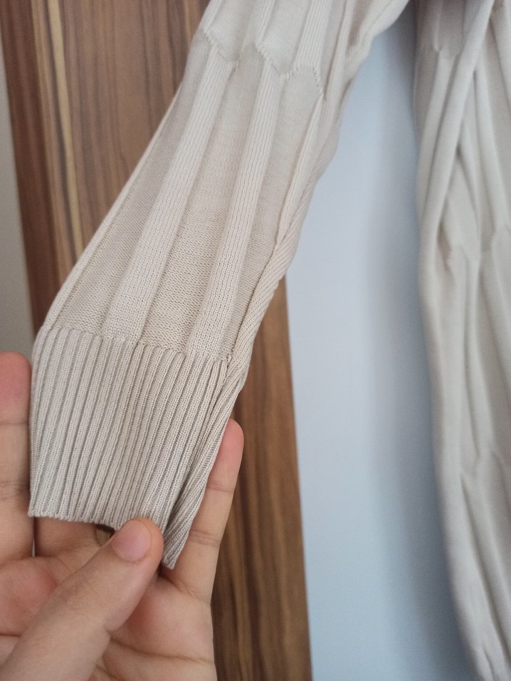 Bej Pileli Uzun Kollu Kadın Triko - Görsel 3