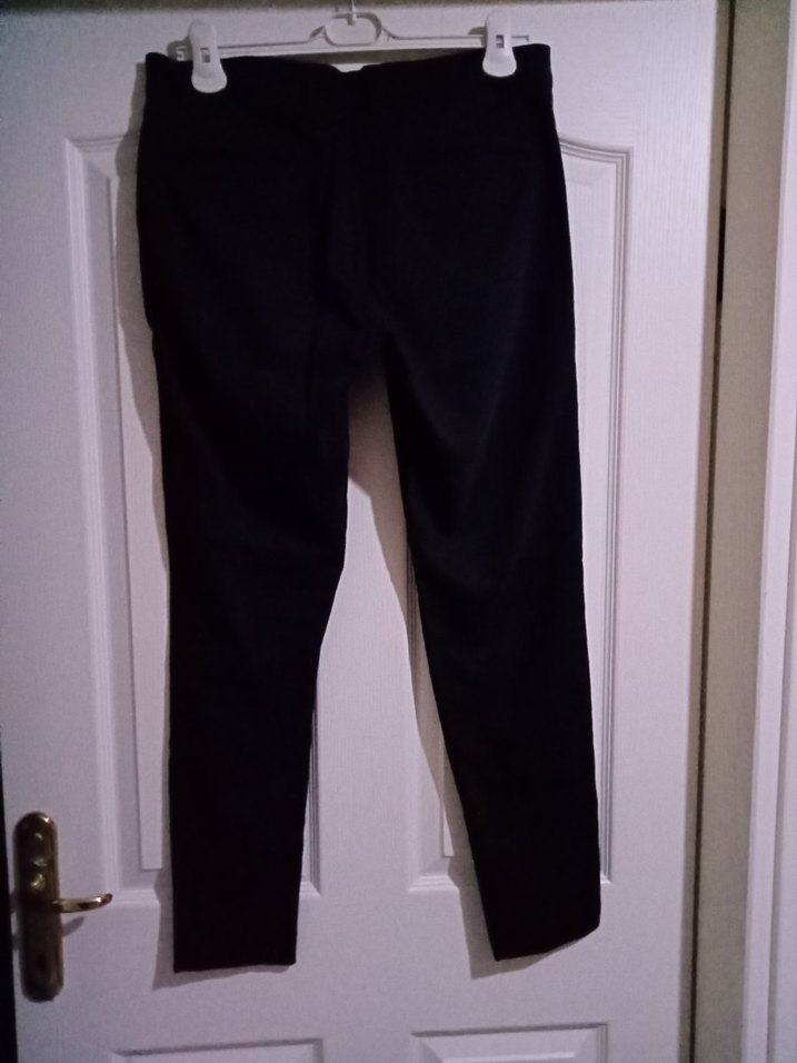 Siyah Kadın Midi Kumaş Pantolon - Görsel 2