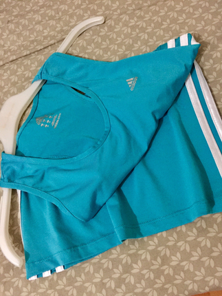 l Beden Adidas yüzücü atlet