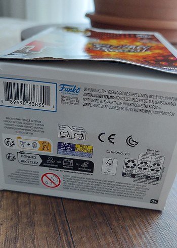 Beden Parlak Kırmızı Britney Spears Funko Figür