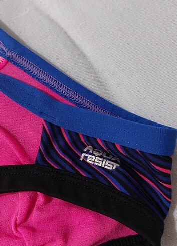10 Yaş Beden pembe Renk Decathlon kız çocuk bikini üstü