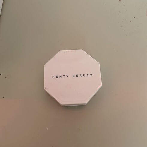 fenty mini highlighter