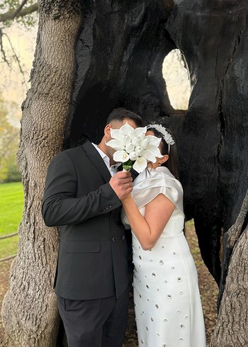 Beyaz Drapeli Uzun Tek Kol Söz Nişan Nikah  Elbisesi - Görsel 6