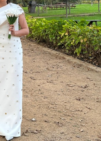 Beyaz Drapeli Uzun Tek Kol Söz Nişan Nikah  Elbisesi - Görsel 5