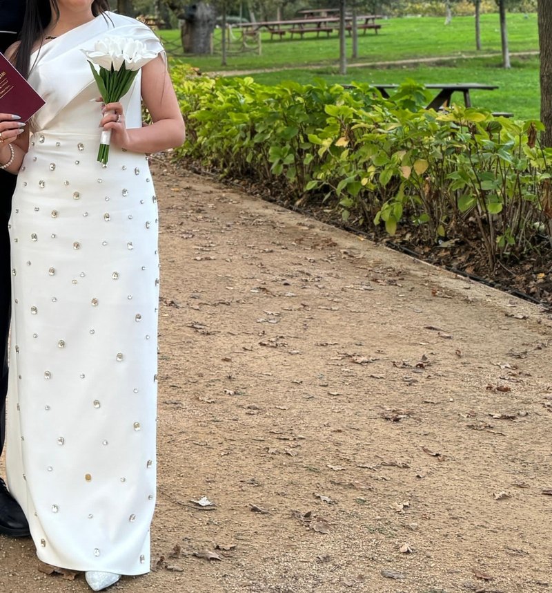 Beyaz Drapeli Uzun Tek Kol Söz Nişan Nikah  Elbisesi - Görsel 5