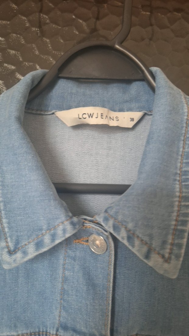 Mavi Düğmeli Kadın Jean Ceket - Görsel 2