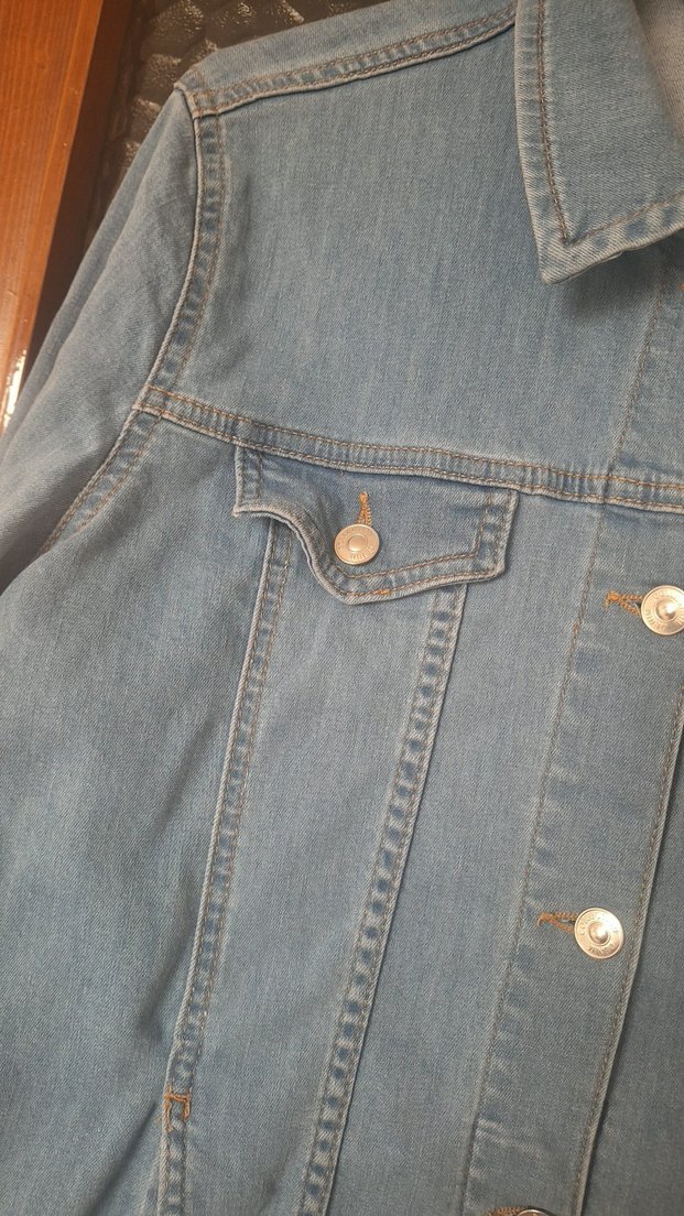 Mavi Düğmeli Kadın Jean Ceket - Görsel 4