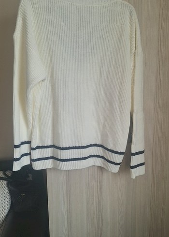 V Yaka Lacivert Çizgili krem  Triko Kazak - Görsel 3