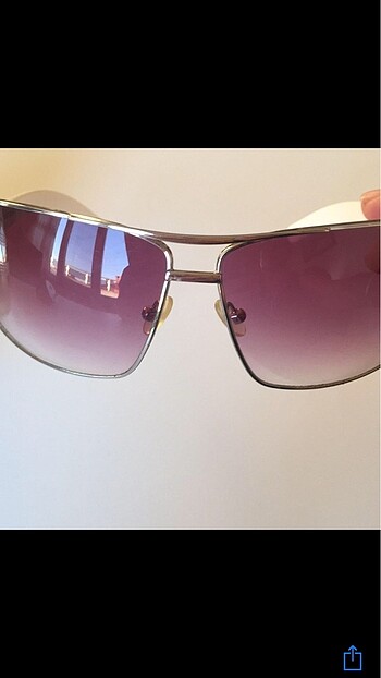  Beden beyaz Renk Ferre marka güneş gözlüğü