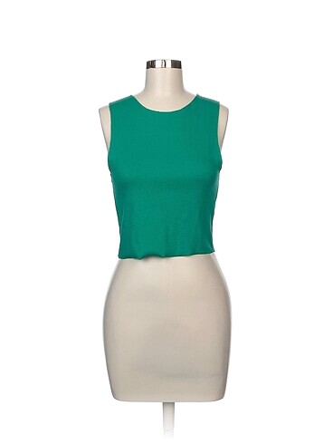 Zara T-shirt %70 İndirimli.