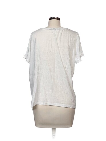 l Beden Zara T-shirt %70 İndirimli.