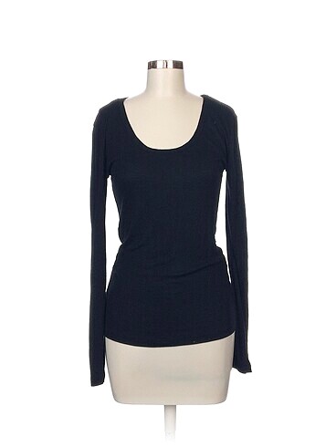 Zara Bluz %70 İndirimli.