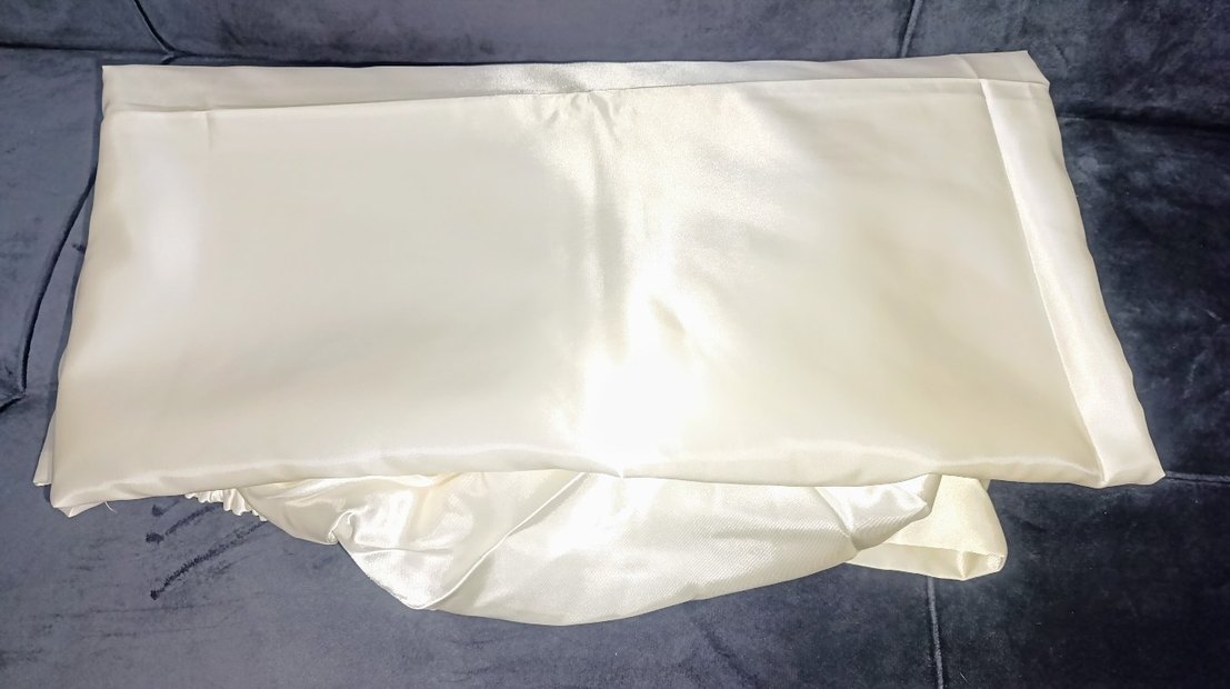 İşlemeli Beyaz Yatak Örtüsü - Görsel 4