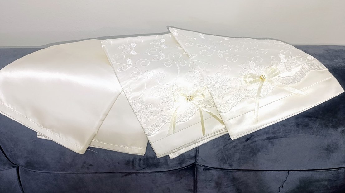 İşlemeli Beyaz Yatak Örtüsü - Görsel 2