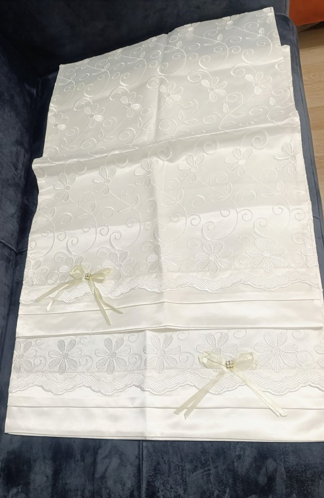 İşlemeli Beyaz Yatak Örtüsü - Görsel 3