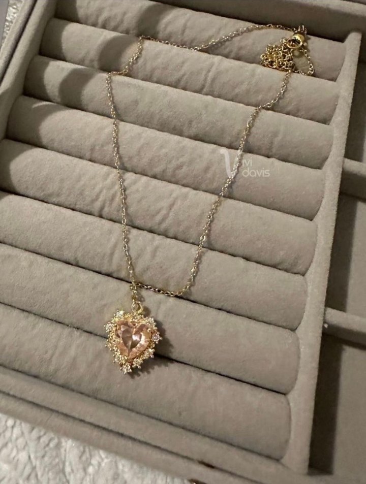 Nakışlı Kalp Detaylı Çelik Swarovski Kolye - Görsel 4