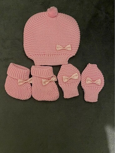 YUMUŞACIK TRİKO ÜÇLÜ TAKIM BERE,ELDİVEN,PATİK - Görsel 5