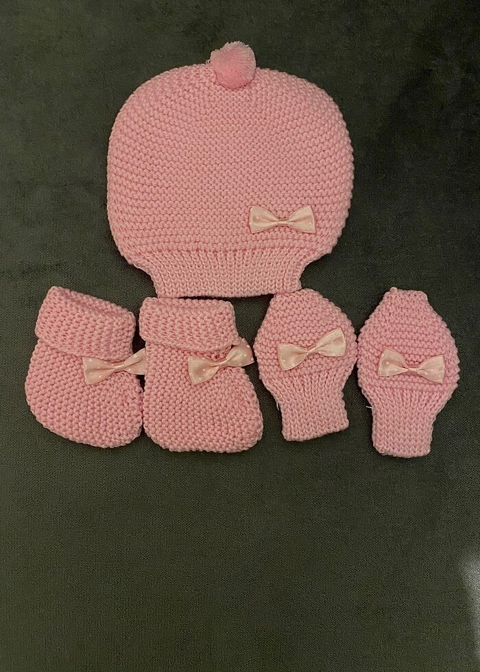 YUMUŞACIK TRİKO ÜÇLÜ TAKIM BERE,ELDİVEN,PATİK - Görsel 4