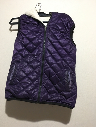 Collezione Mor kapüşonlu yelek