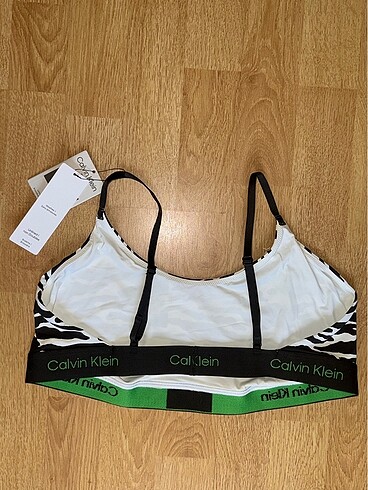 l Beden çeşitli Renk Calvin klein büstiyer